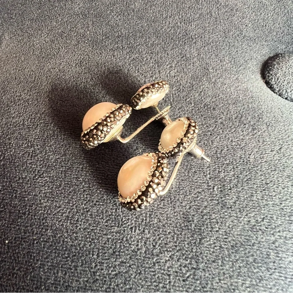 Very cool pearl and shiny costume earrings pierced lovely condition